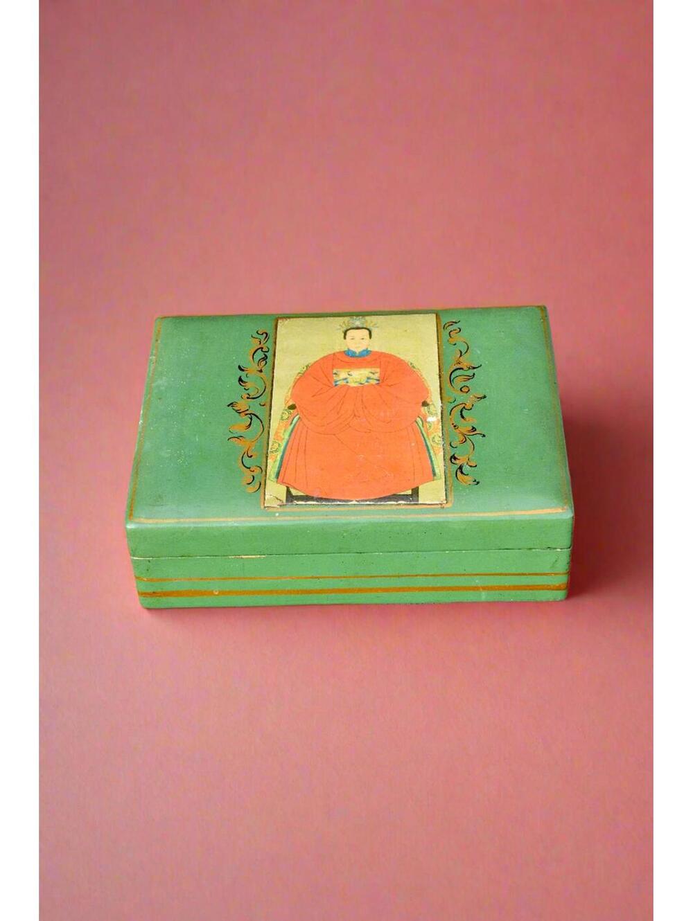 Mottadeh Chinese Empress Decorative Box